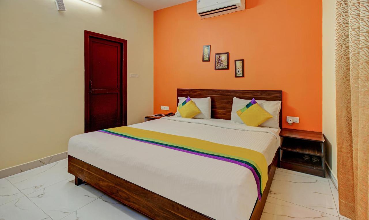 Itsy Hotels Royal Monarch Gorakhpur Buitenkant foto