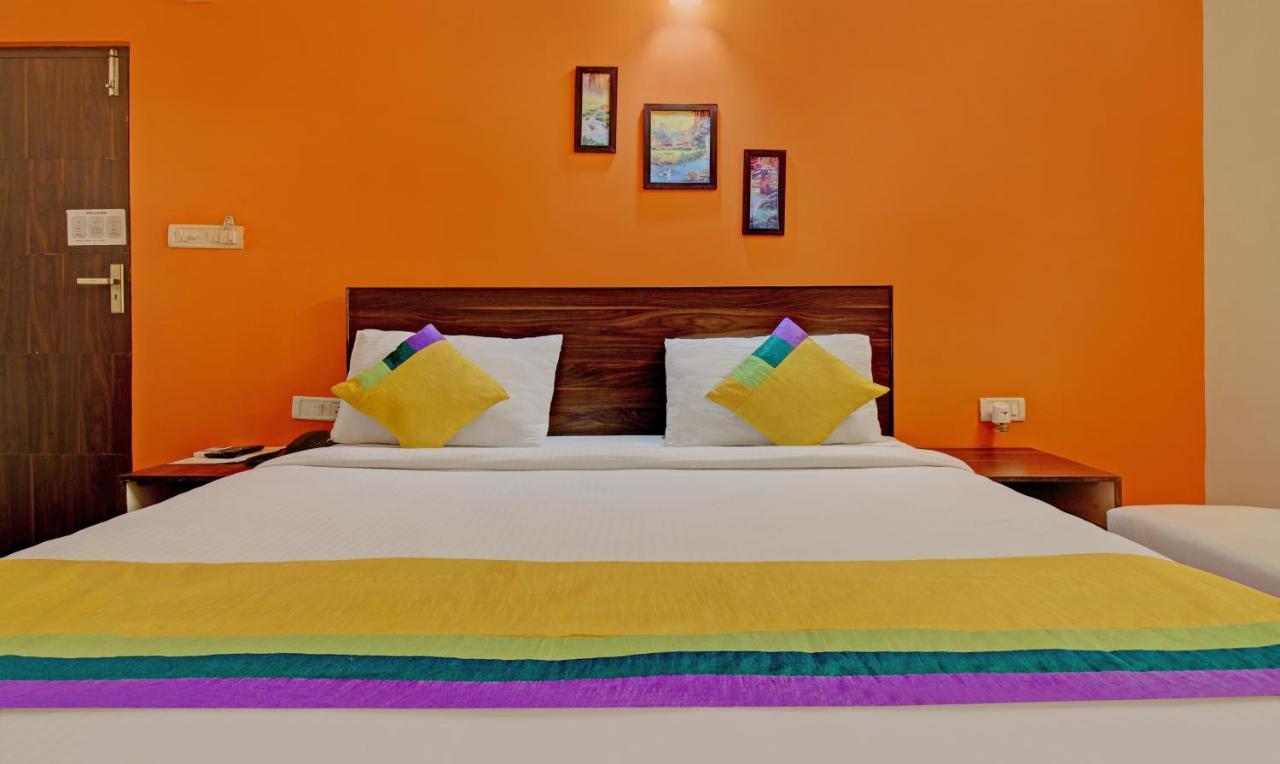 Itsy Hotels Royal Monarch Gorakhpur Buitenkant foto