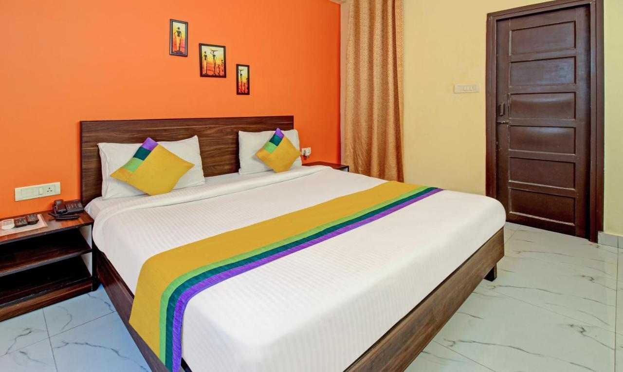 Itsy Hotels Royal Monarch Gorakhpur Buitenkant foto