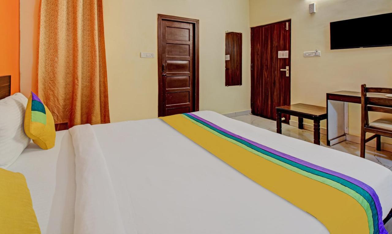 Itsy Hotels Royal Monarch Gorakhpur Buitenkant foto