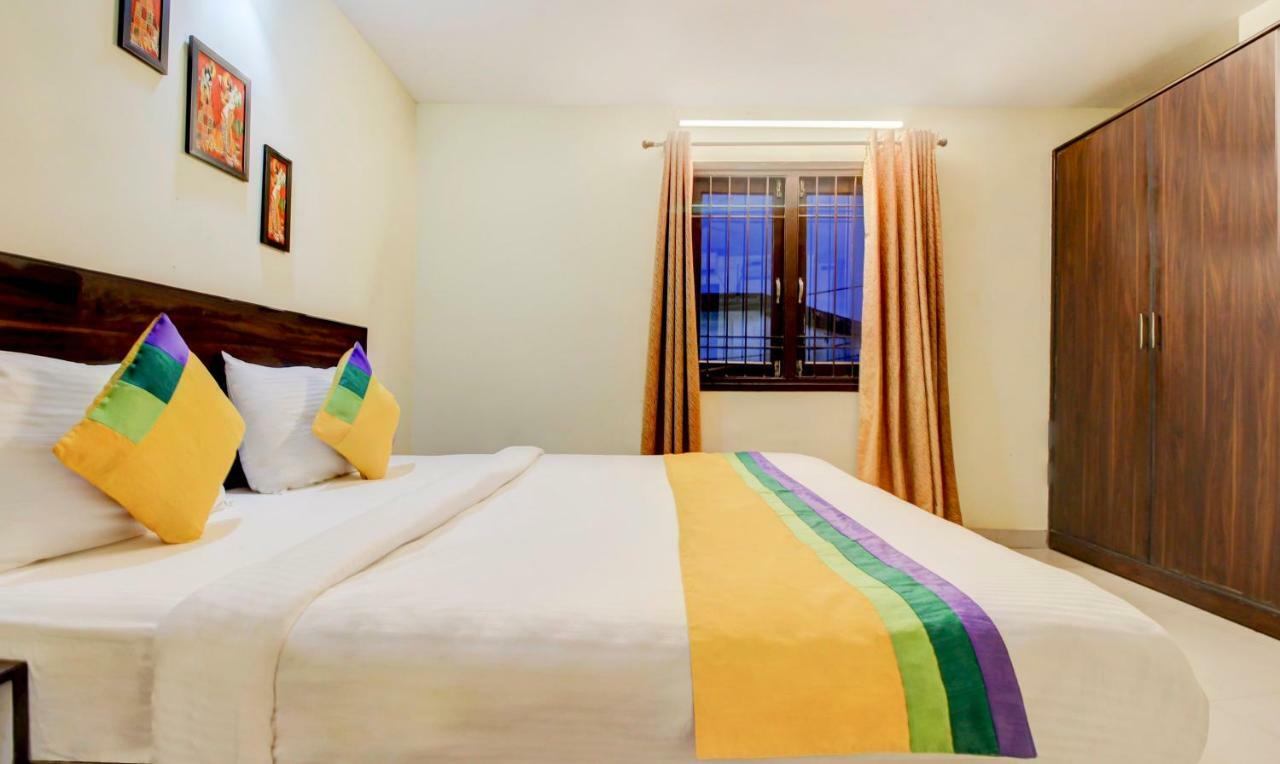 Itsy Hotels Royal Monarch Gorakhpur Buitenkant foto