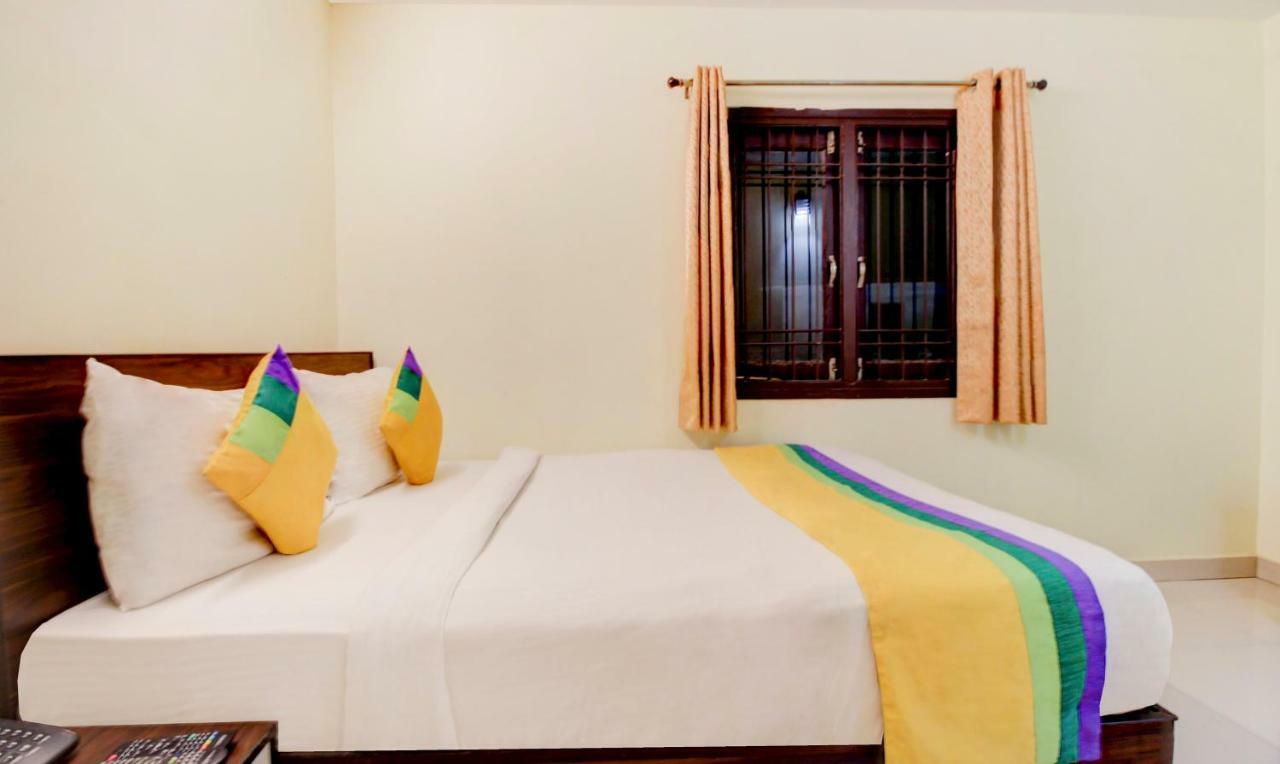 Itsy Hotels Royal Monarch Gorakhpur Buitenkant foto