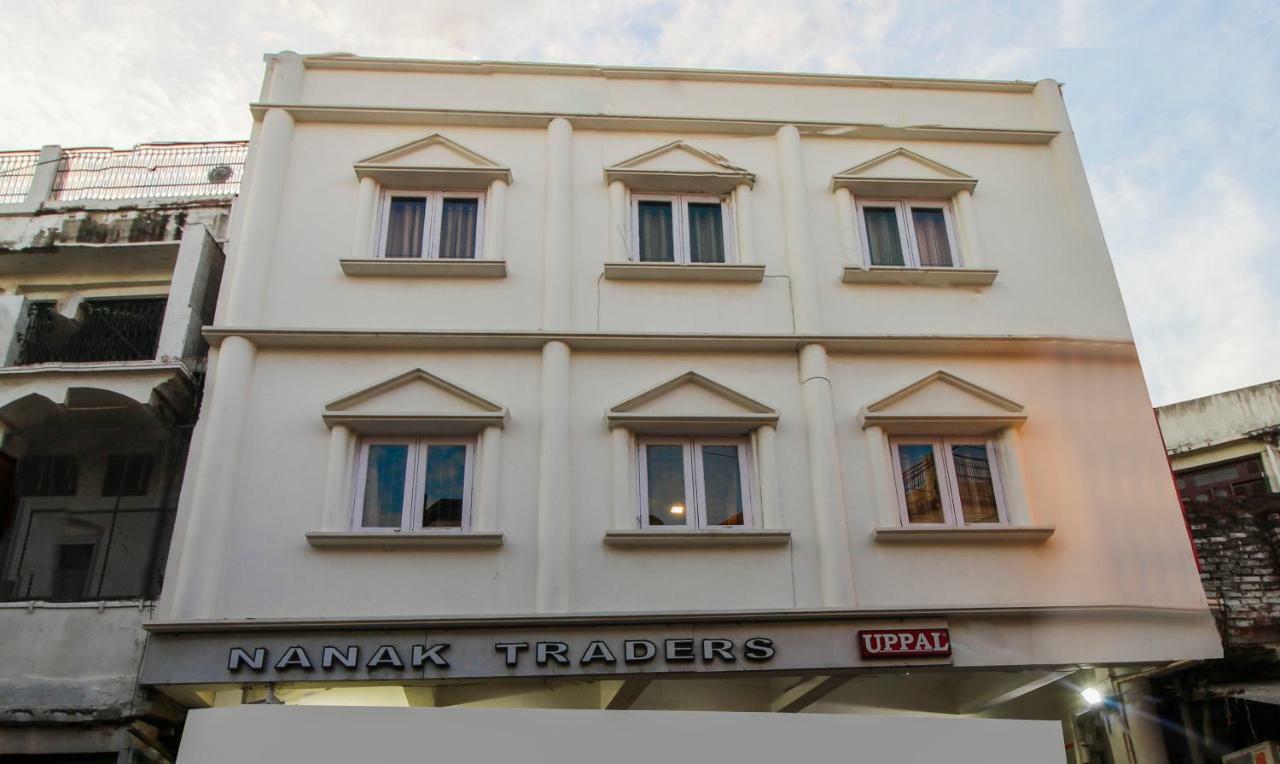 Itsy Hotels Royal Monarch Gorakhpur Buitenkant foto